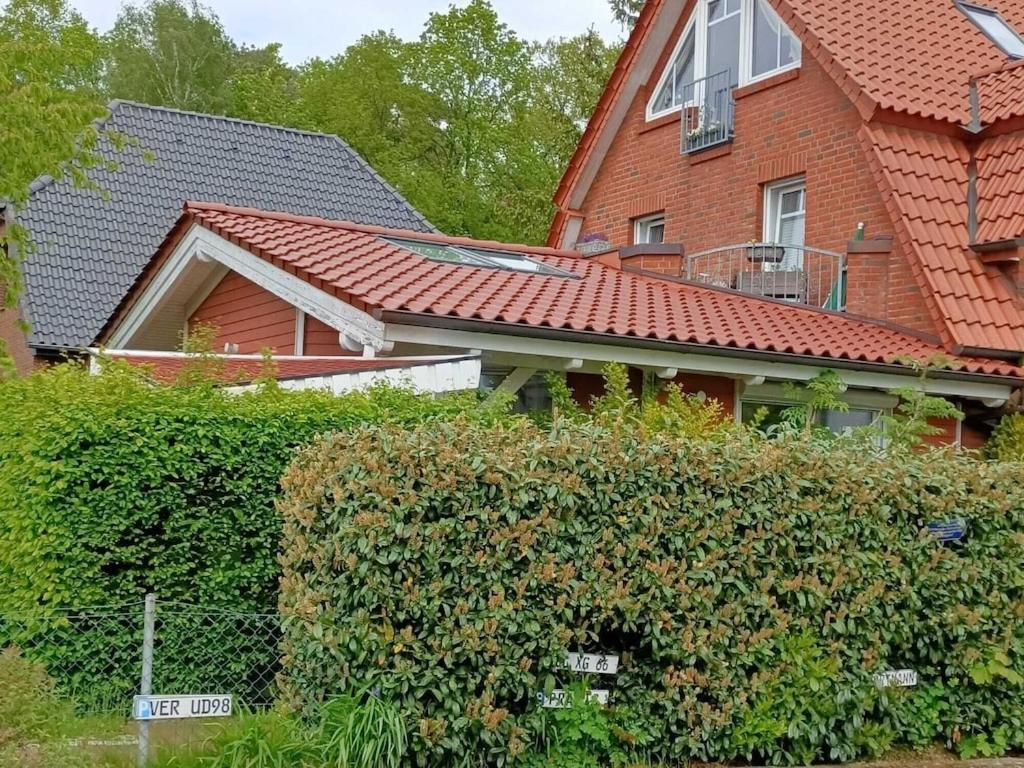 Moderne Ferienwohnung Mit Kamin U Garten Im Eg 100Qm Naehe Weser Und Golfplatz Achim Exterior photo